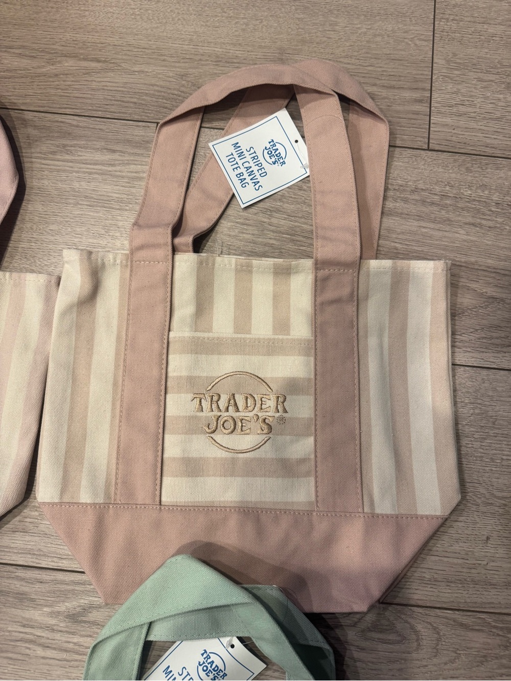 New Striped Trader Joes Mini Tote Set of 4 - Limited Edition - Picture 4 of 5